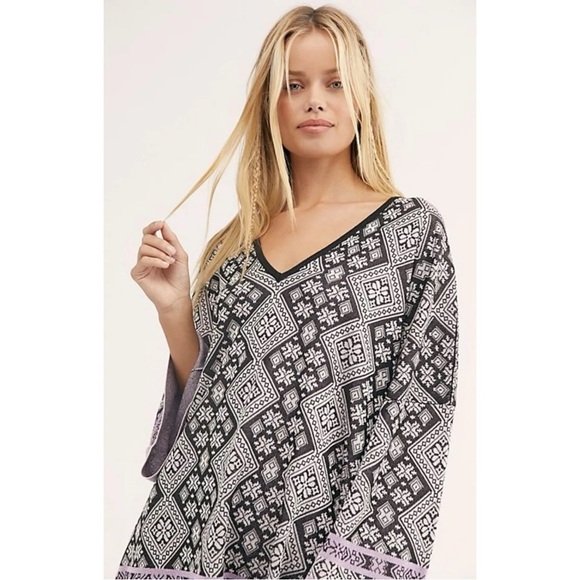 Free People Retro 70s Bohemian Poncho Sweater Tunic Top Fringe Small Oversized - Picture 4 of 16